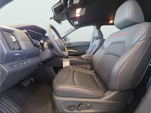 New 2026 Nissan Pathfinder Rock Creek AWD/4WD image 13
