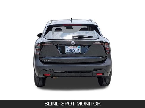 Used 2026 Nissan Kicks SV FWD image 9