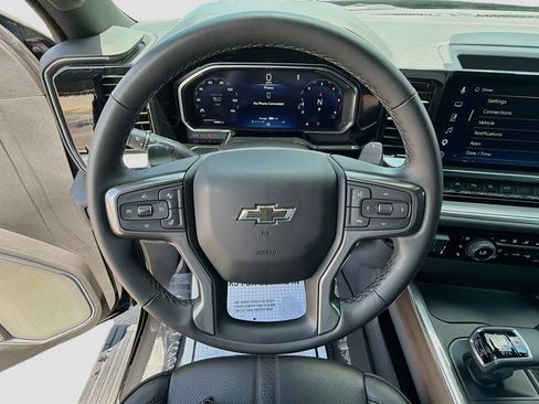 Used 2026 Chevrolet Silverado 1500 High Country w/ Midnight Edition RWD image 38