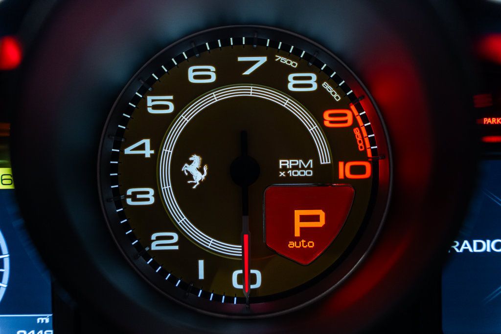 Used 2015 Ferrari 458 Speciale Coupe RWD image 42
