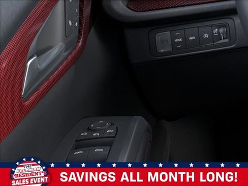 New 2026 Chevrolet Traverse RS w/ LPO, Floor Liner Package image 22