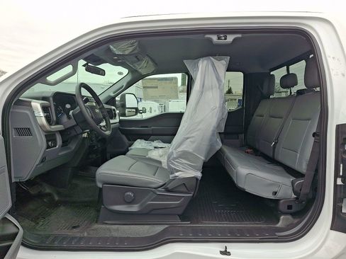 New 2025 Ford F350 XL w/ XL Chrome Package image 8
