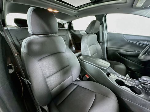 Used 2023 Chevrolet Malibu LT FWD image 26