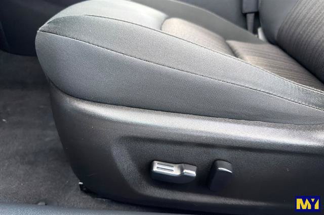 Used 2024 Nissan Altima 2.5 SV FWD image 13