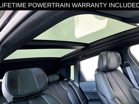 Used 2025 Cadillac Lyriq Luxury w/ LPO, Floor Liner Package AWD/4WD image 21