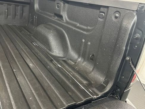 Used 2018 GMC Sierra 1500 SLT w/ SLT Premium Package image 27