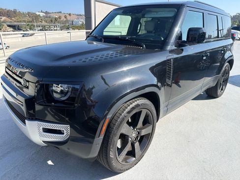 Used 2023 Land Rover Defender 110 SE AWD/4WD image 1