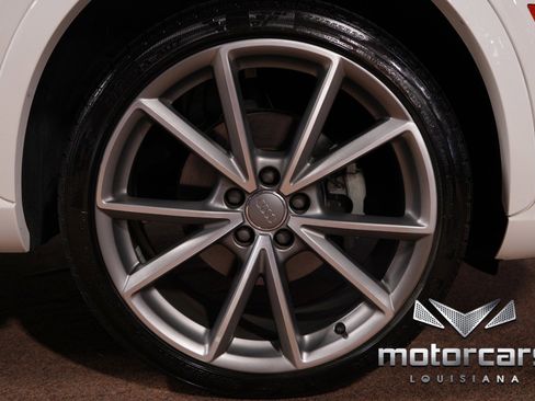 Used 2018 Audi Q3 2.0T Premium Plus w/ S Line Competition Package image 23