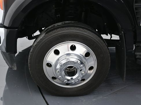 Used 2023 Ford F450 Lariat w/ FX4 Off-Road Package image 9