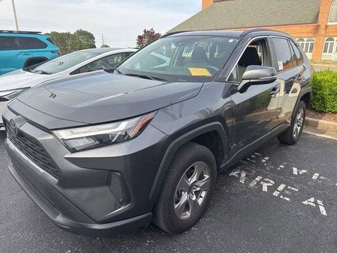 Certified 2025 Toyota RAV4 XLE w/ Convenience Package FWD image 1