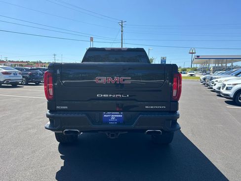 Used 2021 GMC Sierra 1500 Denali w/ Technology Package AWD/4WD image 4
