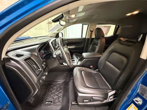 Certified 2021 Chevrolet Colorado ZR2 w/ ZR2 Dusk Special Edition AWD/4WD image 30