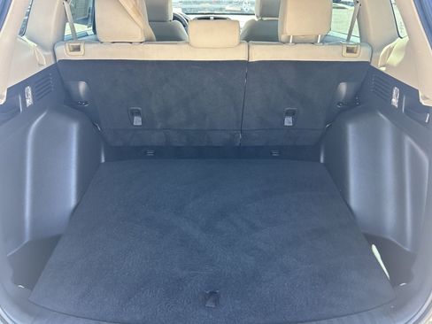 Used 2019 Honda CR-V LX image 10