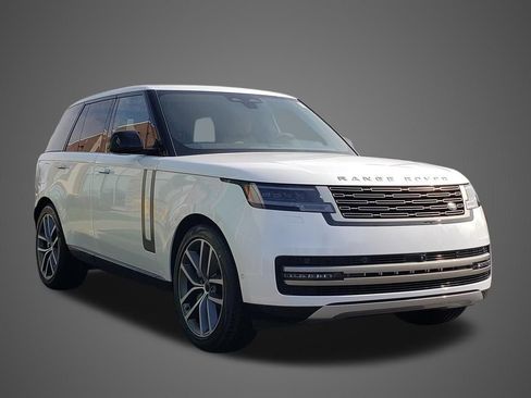 New 2026 Land Rover Range Rover SE image 3