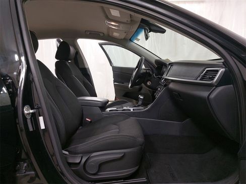 Used 2020 Kia Optima LX image 13