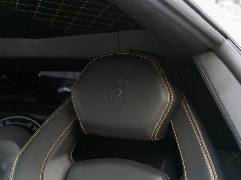 Used 2017 Lamborghini Aventador LP 700-4 AWD/4WD image 49