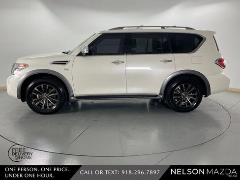 Used 2017 Nissan Armada Platinum w/ Interior Lighting Package image 9
