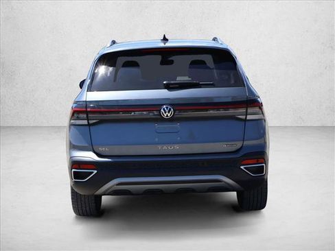 Used 2025 Volkswagen Taos SEL w/ Black Wheel Plus Package AWD/4WD image 7