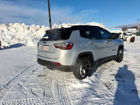 New 2026 Jeep Compass Limited w/ Sun, Sound & Navigation Group AWD/4WD image 8