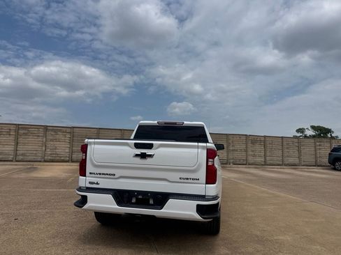 Used 2023 Chevrolet Silverado 1500 Custom RWD image 18