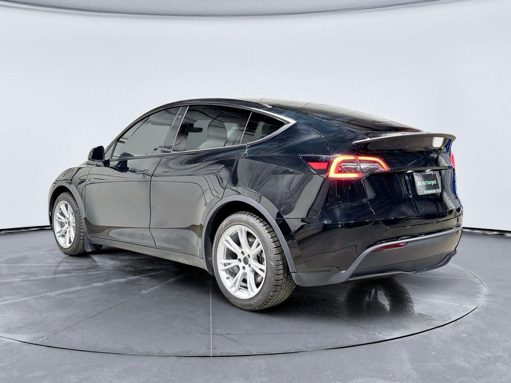 Used 2021 Tesla Model Y Long Range AWD/4WD image 2