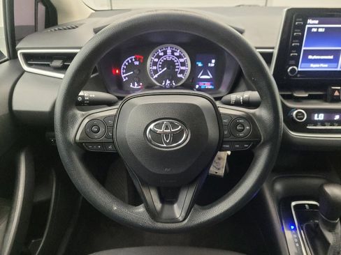 Used 2021 Toyota Corolla LE FWD image 22
