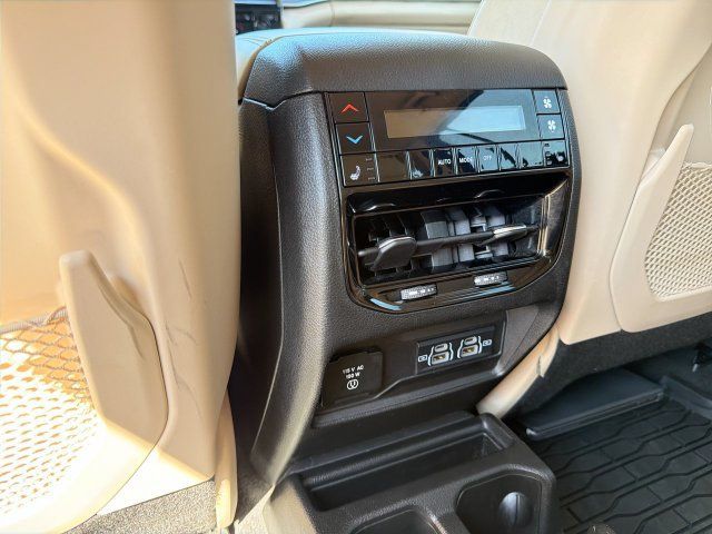 Used 2021 Jeep Grand Cherokee L Limited RWD image 24
