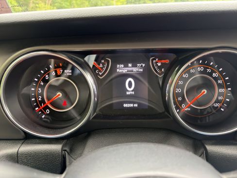 Used 2019 Jeep Wrangler Unlimited Sport AWD/4WD image 12