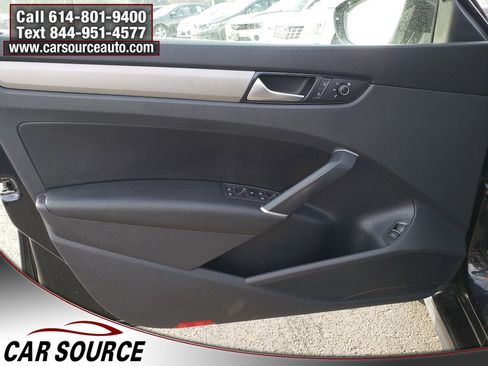 Used 2022 Volkswagen Passat 2.0T SE image 14