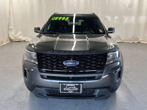 Used 2019 Ford Explorer Sport w/ Equipment Group 401A AWD/4WD image 2