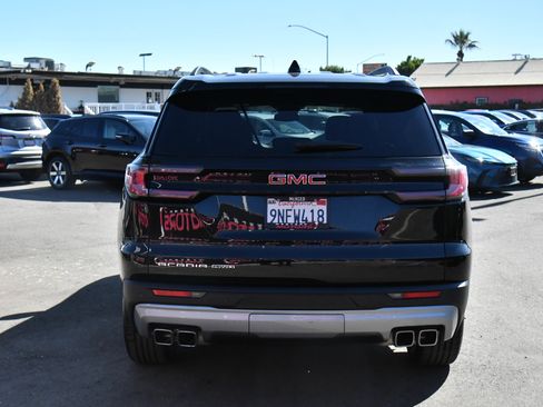 Used 2024 GMC Acadia Elevation AWD/4WD image 7