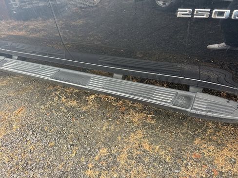 Used 2024 Chevrolet Silverado 2500 LTZ w/ LTZ Plus Package image 18