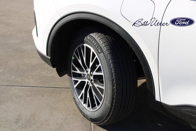 New 2025 Ford Escape SE FWD image 5