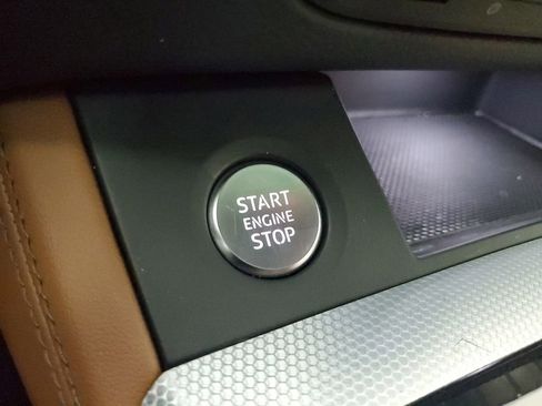 Used 2024 Audi Q5 2.0T Premium Plus w/ Premium Plus Package image 33