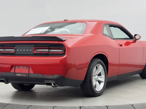 Used 2023 Dodge Challenger SXT RWD image 7