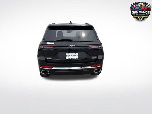 Used 2025 Jeep Grand Cherokee Overland w/ Luxury Tech Group IV AWD/4WD image 4