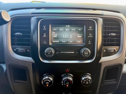 Used 2016 RAM 3500 Tradesman w/ Popular Equipment Group image 15