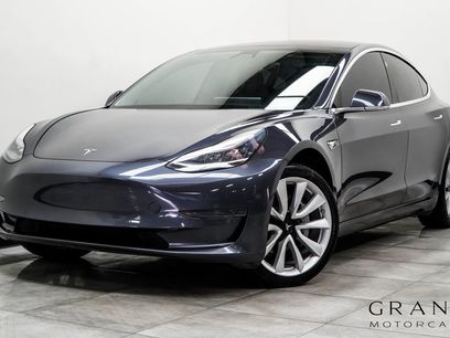 Used 2019 Tesla Model 3 Mid Range