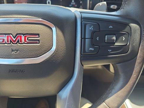 Used 2022 GMC Sierra 1500 SLT w/ SLT Convenience Package AWD/4WD image 21
