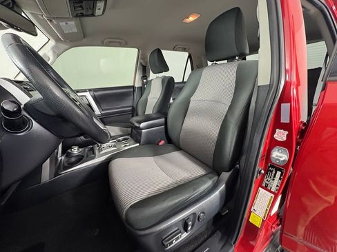 Used 2021 Toyota 4Runner SR5 AWD/4WD image 17
