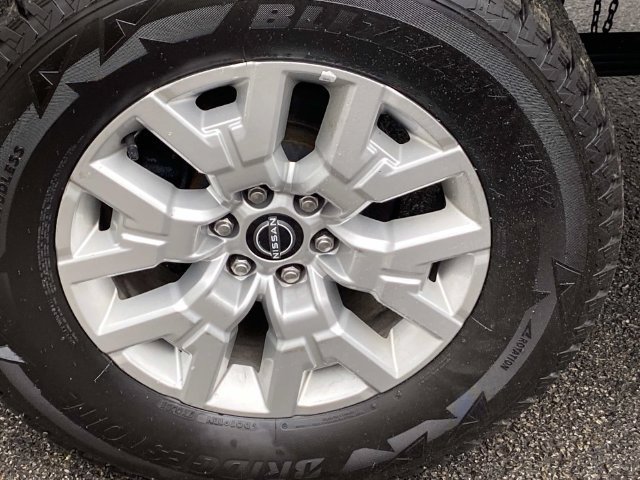 Used 2023 Nissan Frontier SV w/ Technology Package AWD/4WD image 29