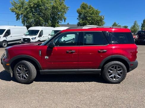 Used 2025 Ford Bronco Sport Big Bend AWD/4WD image 2