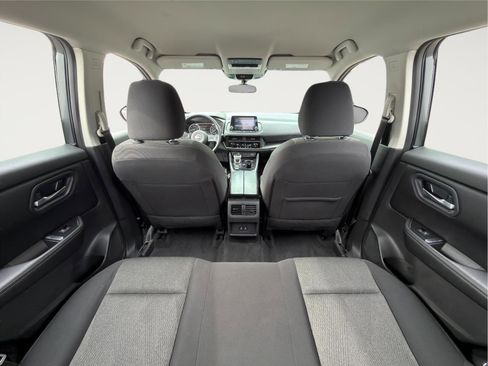 Used 2024 Nissan Rogue SV image 7