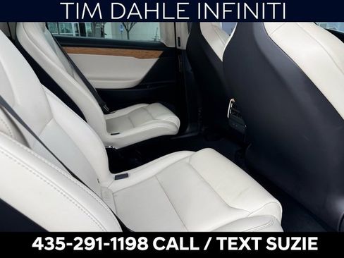 Used 2018 Tesla Model X 75D image 19