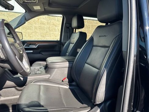 Used 2023 GMC Sierra 1500 Denali w/ Denali Reserve Package AWD/4WD image 14