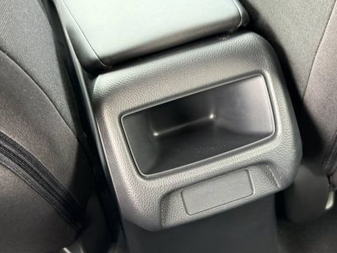 Certified 2024 Honda HR-V LX image 16
