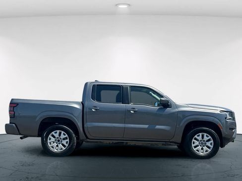 Used 2022 Nissan Frontier SV AWD/4WD image 6