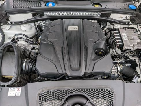 Used 2021 Porsche Macan S image 41