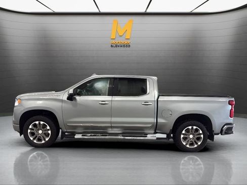 Used 2023 Chevrolet Silverado 1500 High Country w/ Technology Package image 5