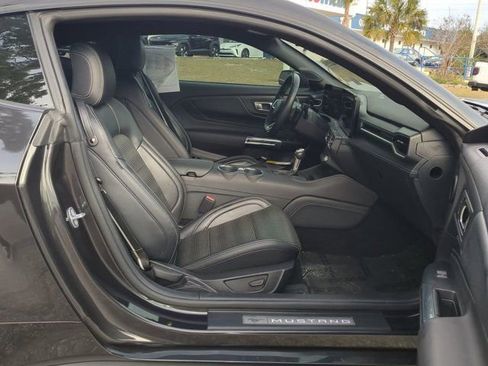 Used 2024 Ford Mustang GT Premium image 13